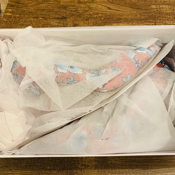 🆕 PRESTIGE PUMP W POINTED TOE
Size: 8.5B / 38.5EU - Picture 4 of 8